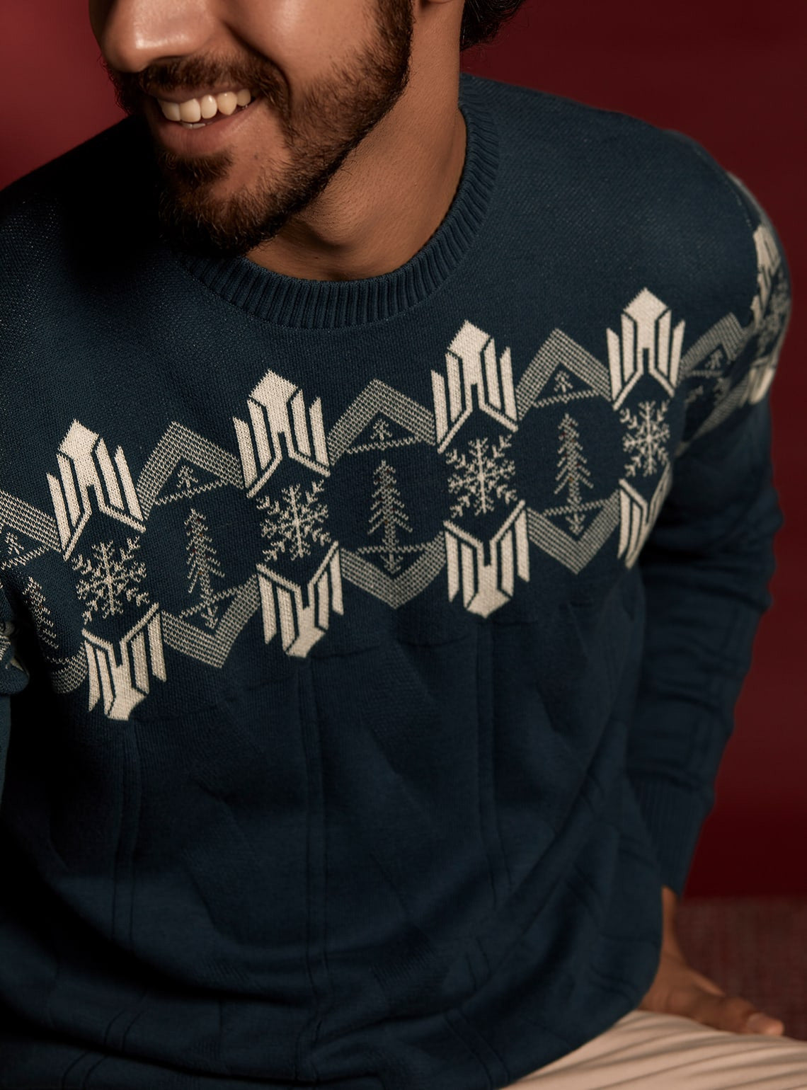 Frosty Navy Pullover