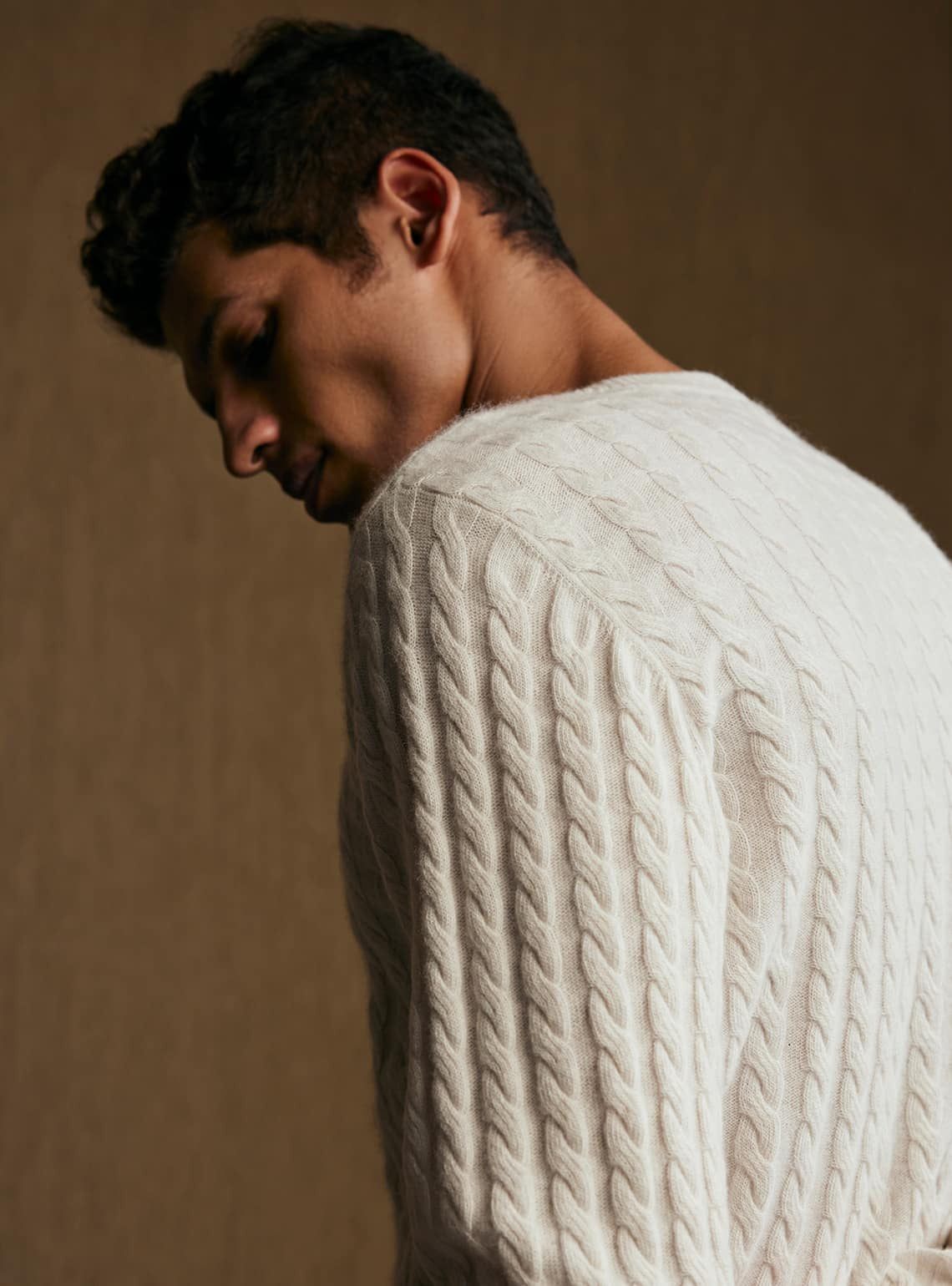 05. Ivory Cashmere Blend Pullover