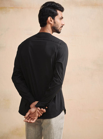 Essential Black Popover