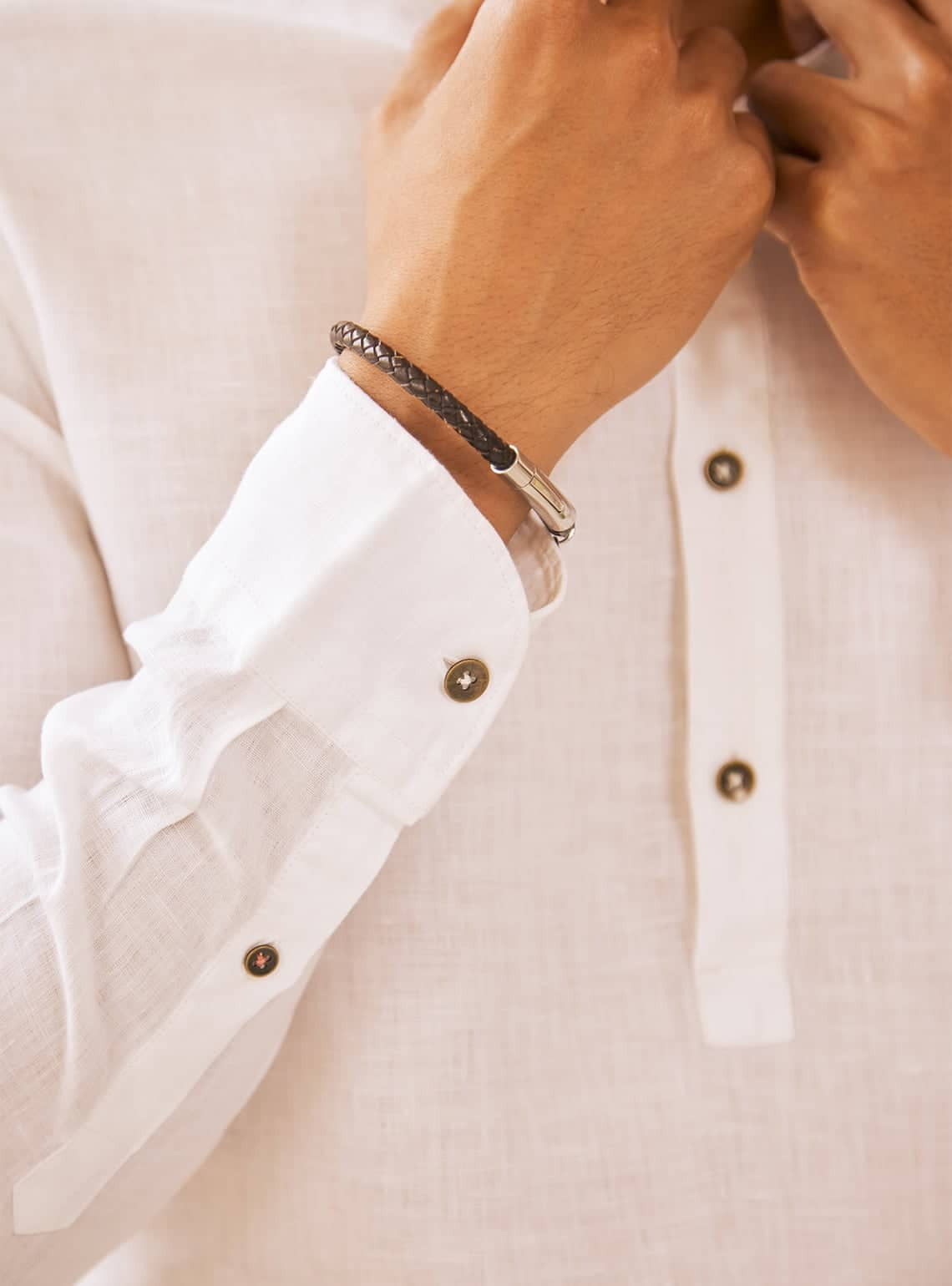 Essential White Popover - Coral Mark